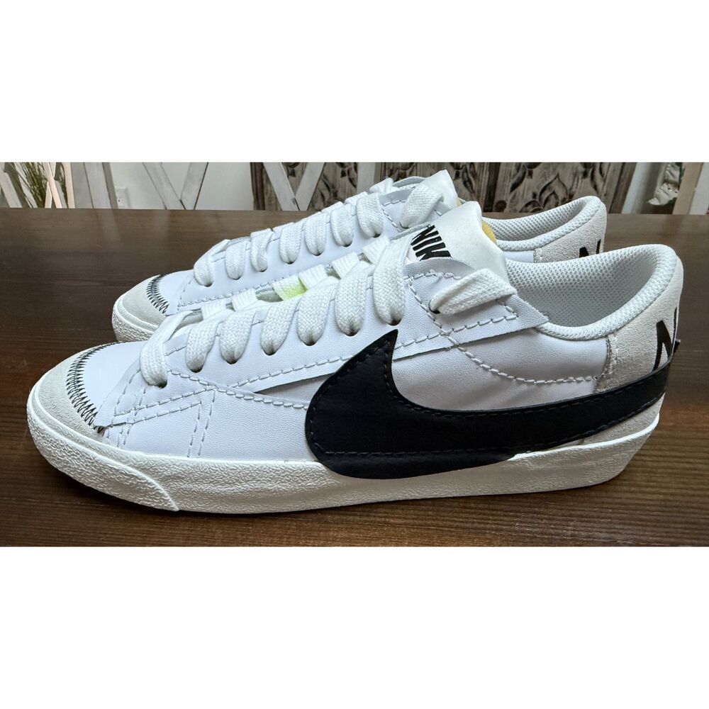 Nike Blazer Low '77 Jumbo Trainers White and Black Men's Size 10